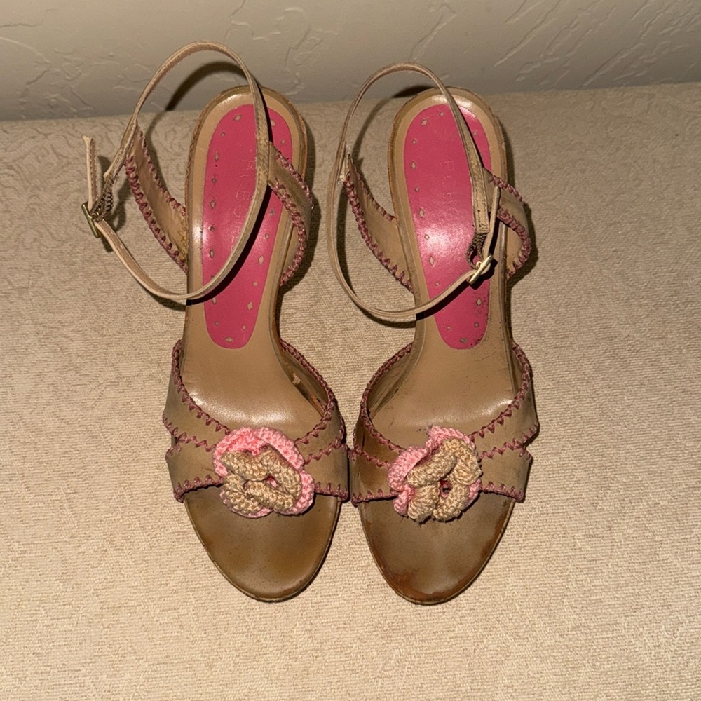 BCBG unique style shoes